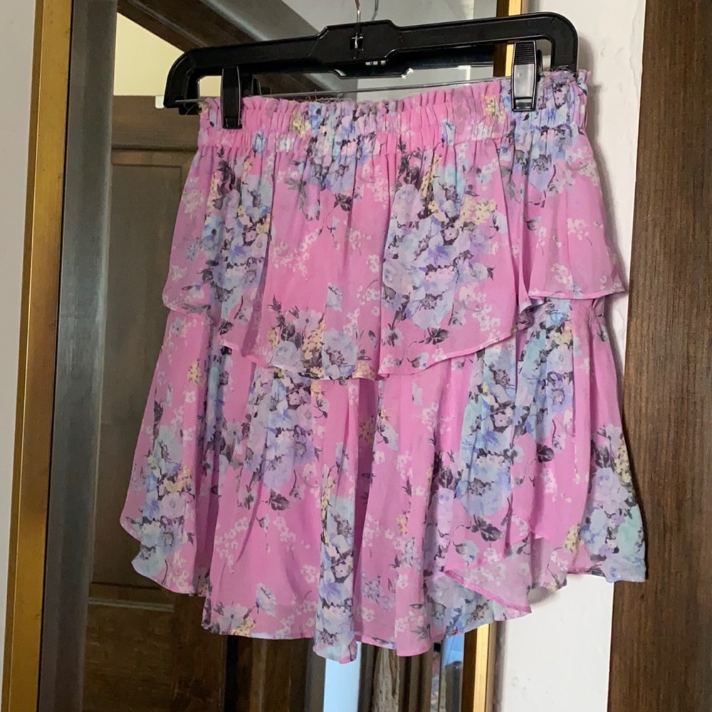 Floral Mini Skirt!